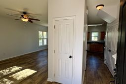 218 Trillium Avenue photo 4