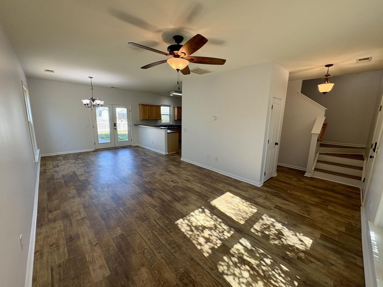 218 Trillium Avenue Photo 4