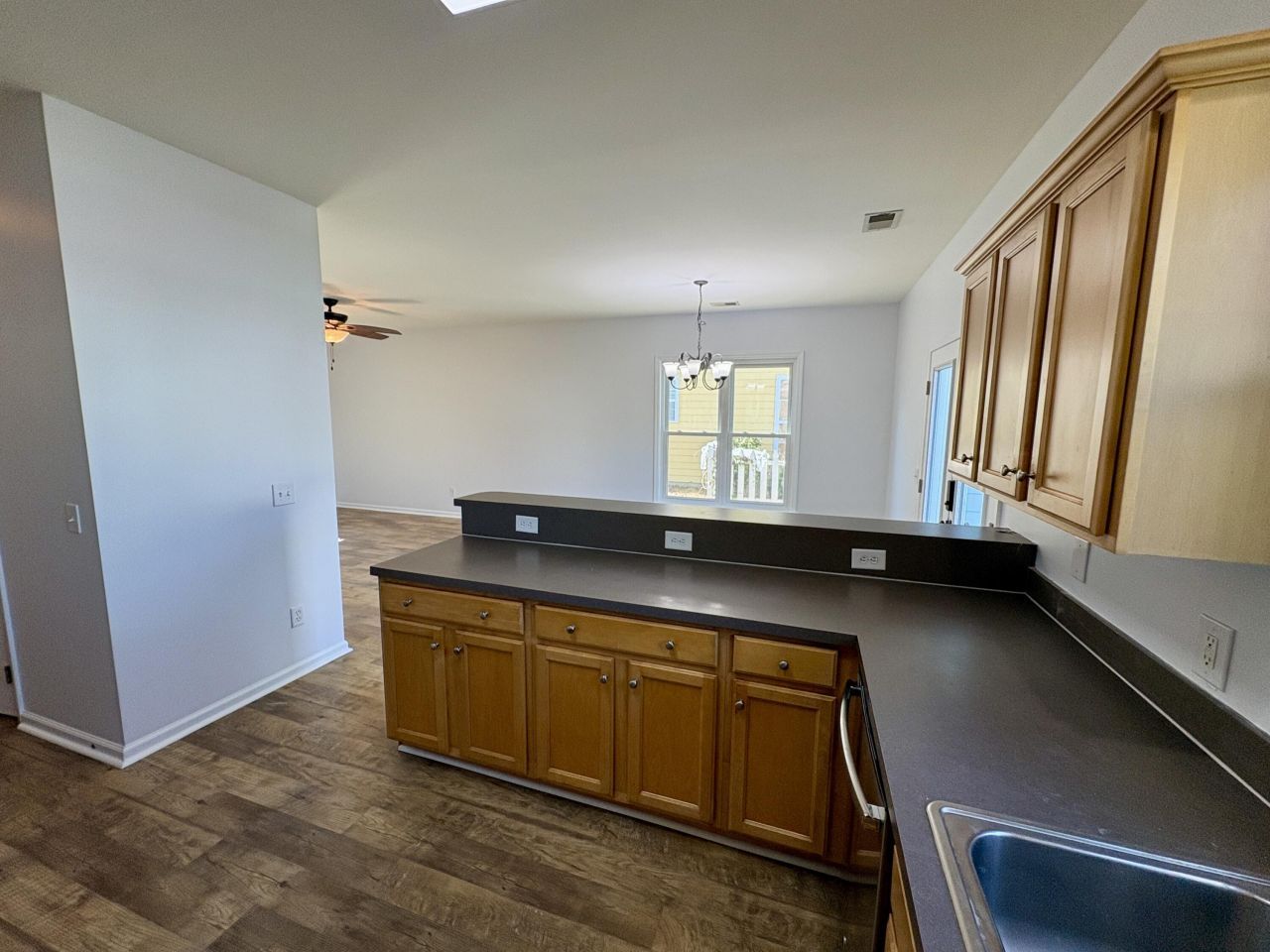 218 Trillium Avenue Photo 8