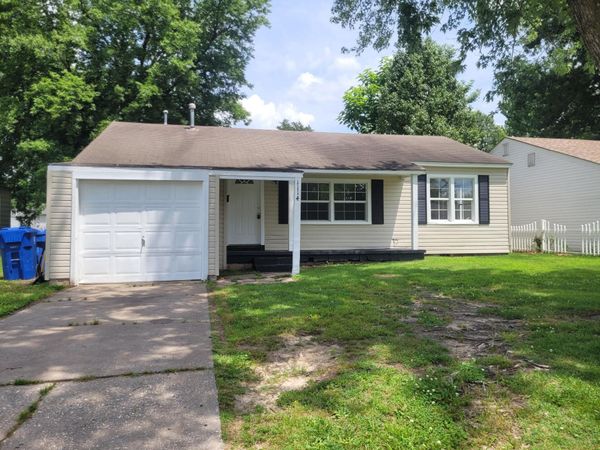 1114 M Street NW, Miami, OK 74354