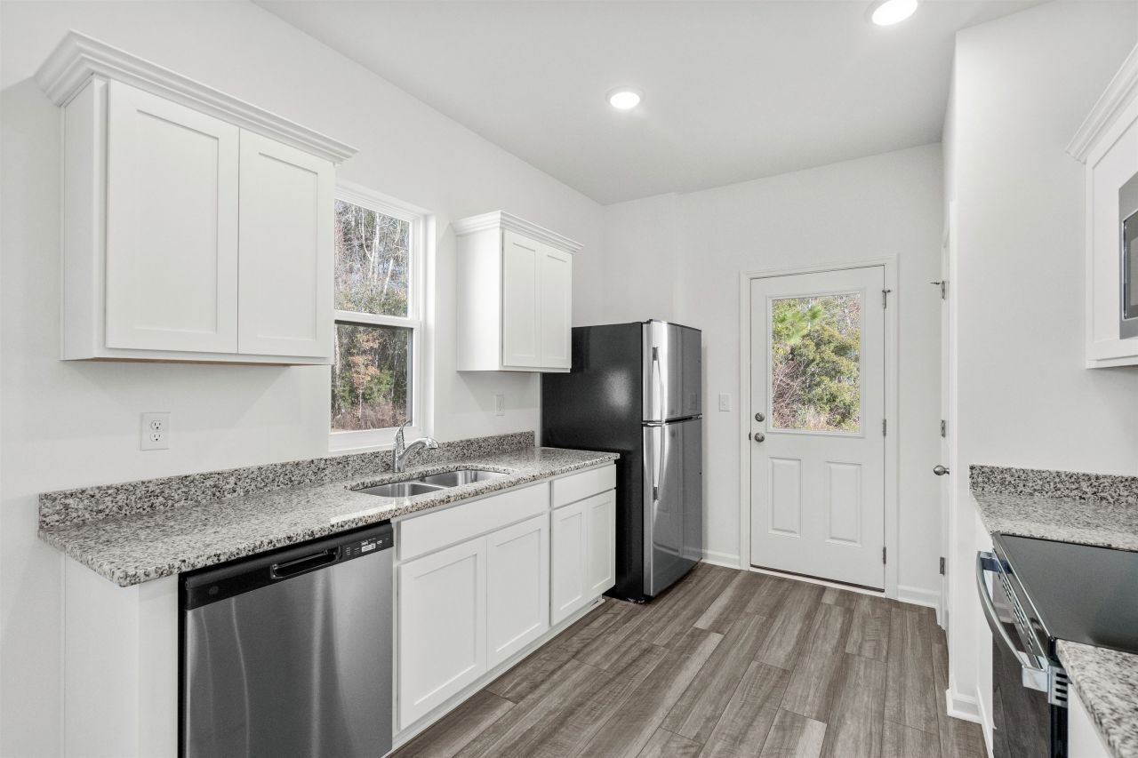 468 Castillo Dr.  Photo 7