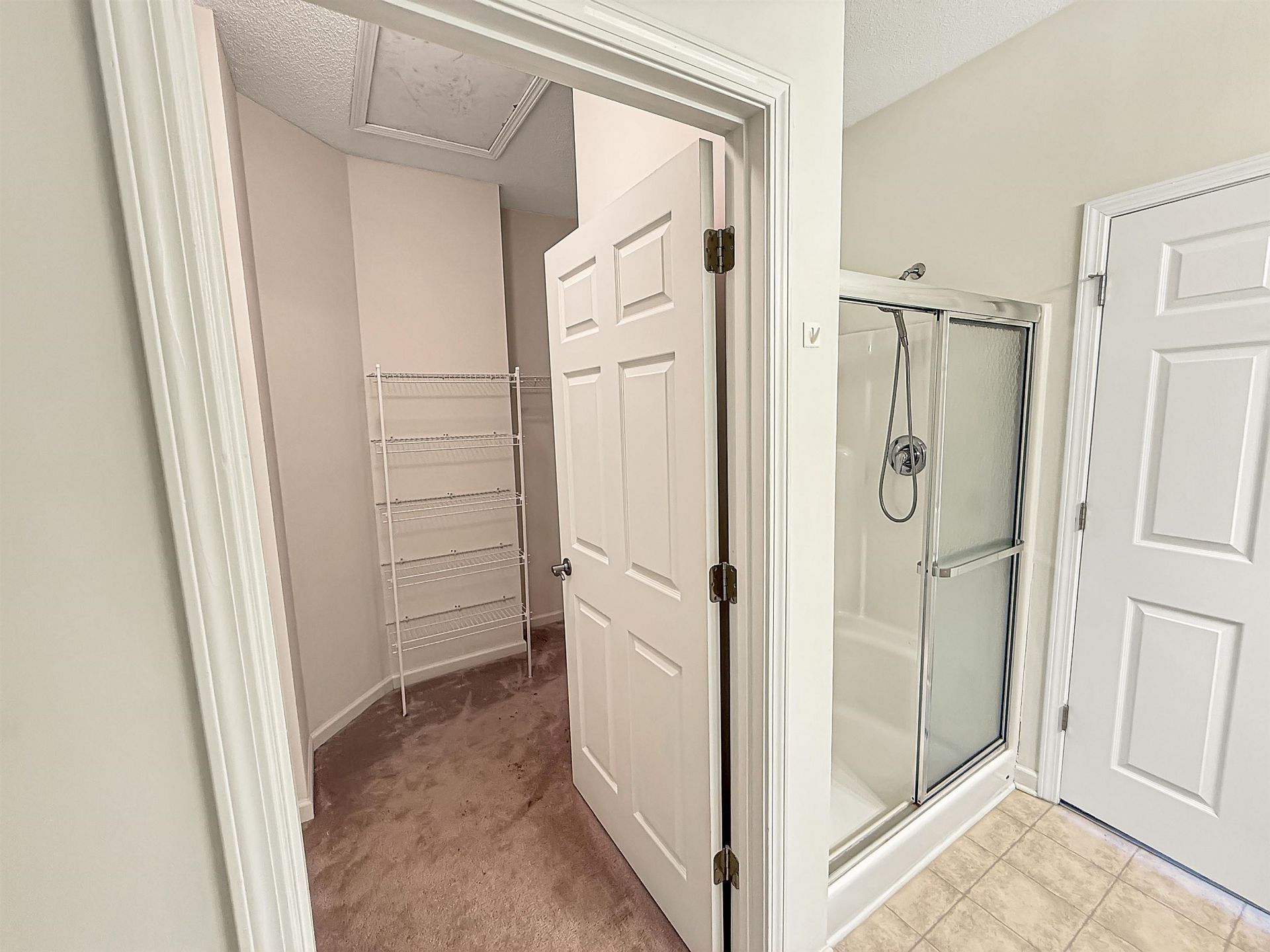 184-2 Red Rose Blvd. Photo 16