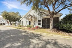 184-2 Red Rose Blvd. photo 4