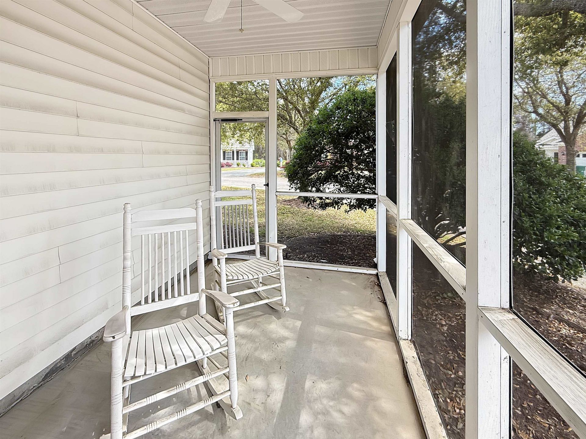 184-2 Red Rose Blvd. Photo 22