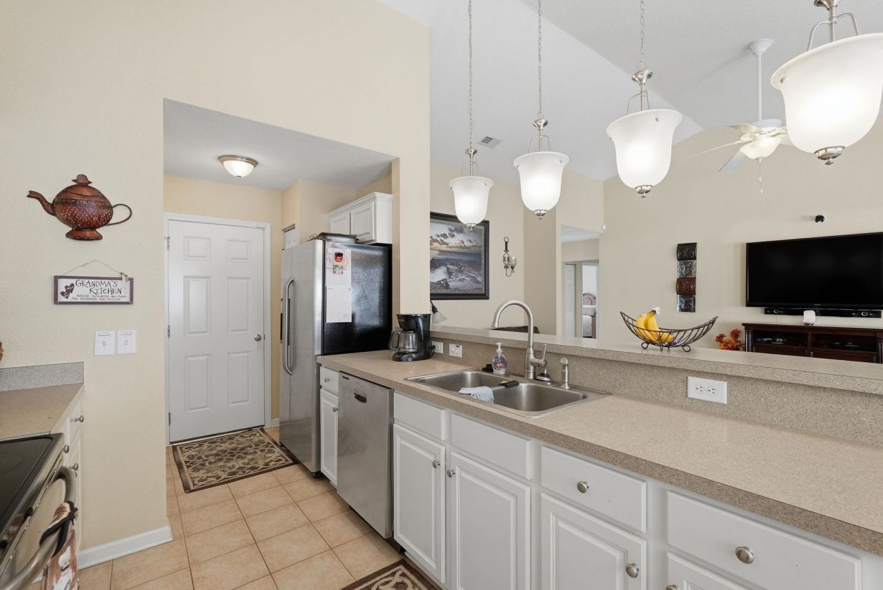 505 Crystalaire Rd. Photo 25