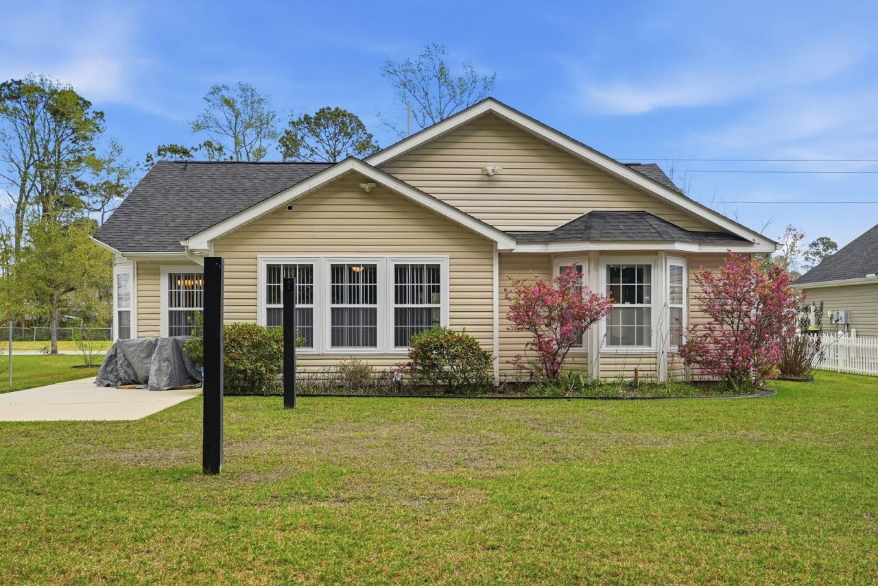 505 Crystalaire Rd. Photo 33