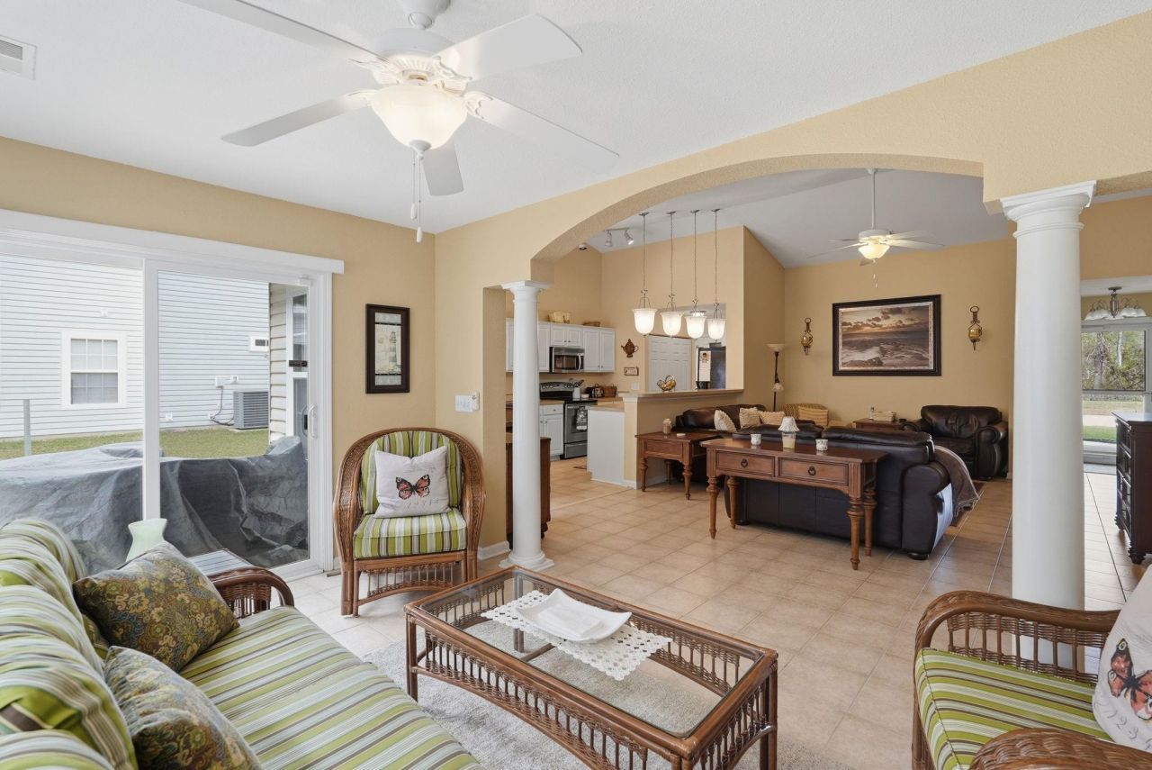 505 Crystalaire Rd. Photo 6