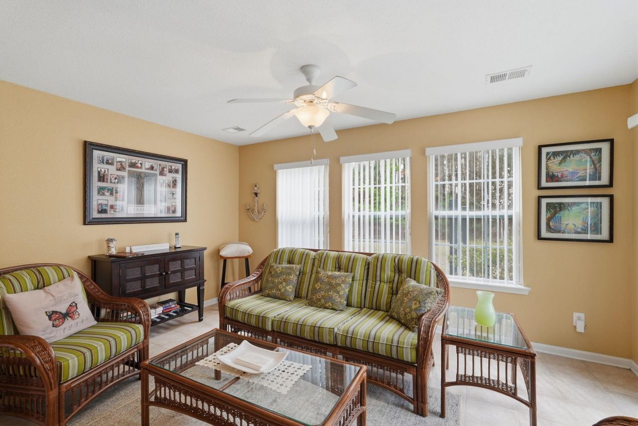 505 Crystalaire Rd. Photo 7