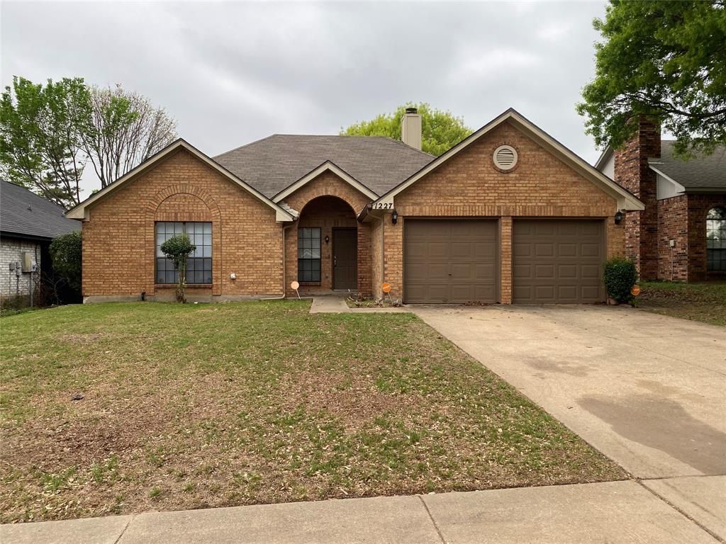 1227 Reeves Lane, Cedar Hill, TX 75104 Main Photo