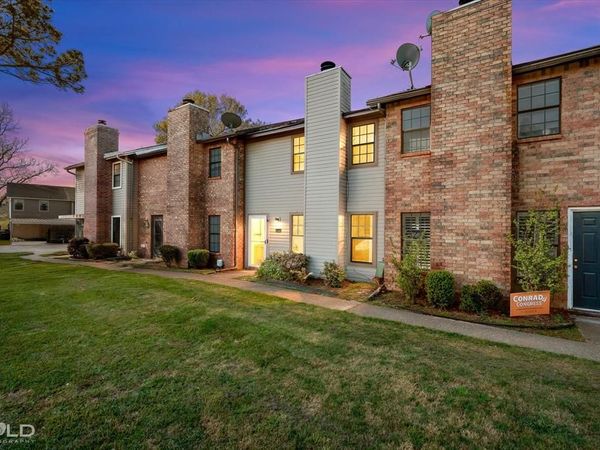 9993 Smugglers Cove Lane , Shreveport, LA 71115