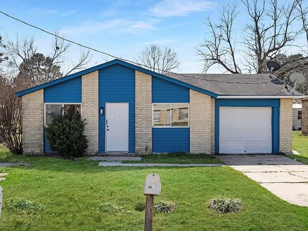 2405 Mamie Drive, Texarkana, TX 75501