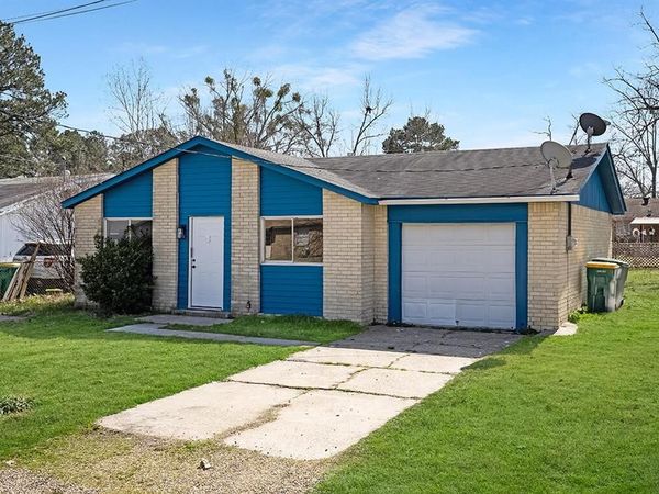 2405 Mamie Drive , Texarkana, TX 75501