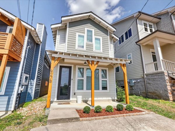 927B Thomas Ave , Nashville, TN 37216