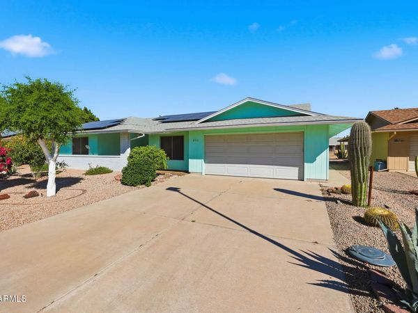 9710 W HAWTHORN Court, Sun City, AZ 85351
