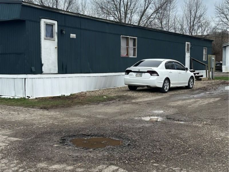 308 Bedford Avenue, Cambridge, OH 43725 Photo 3