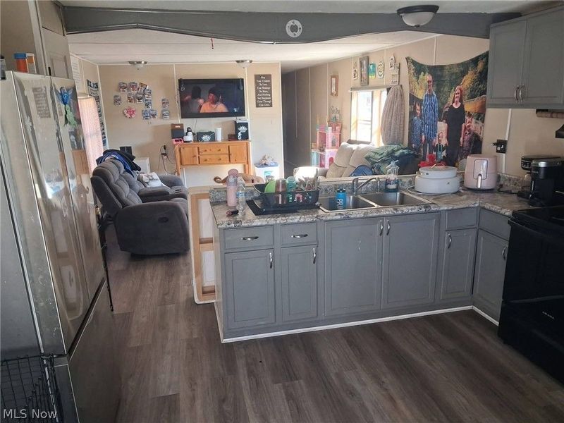 308 Bedford Avenue, Cambridge, OH 43725 Photo 7