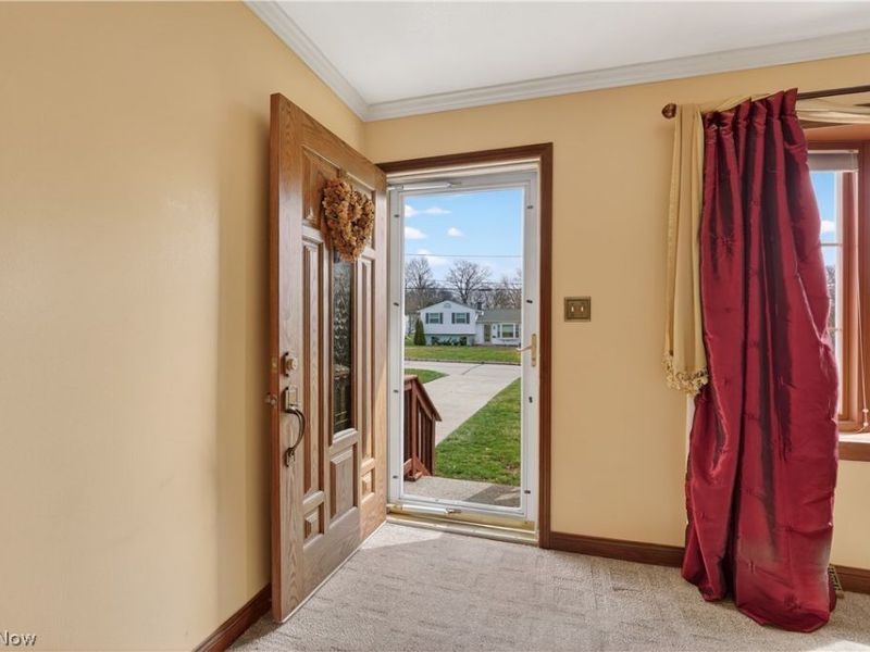 6432 Ambrose Drive, Mentor, OH 44060 Photo 2