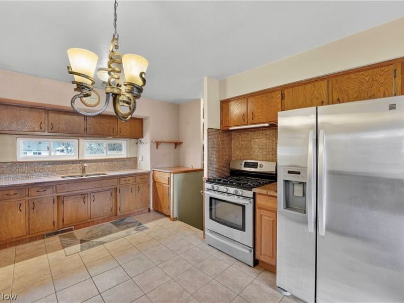 6432 Ambrose Drive, Mentor, OH 44060 Photo 7