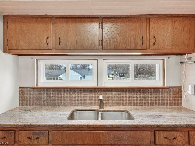 6432 Ambrose Drive, Mentor, OH 44060 Photo 8