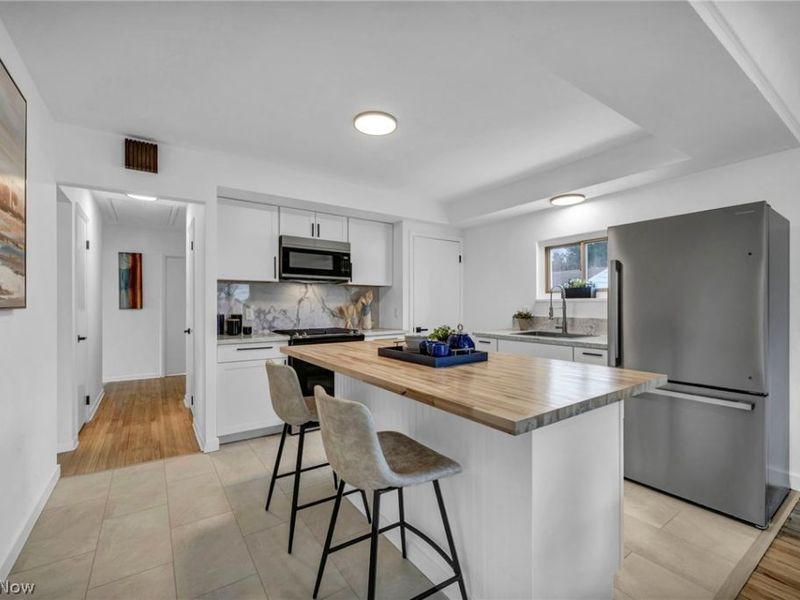 6104 Turney Road, Garfield Heights, OH 44125 Photo 16