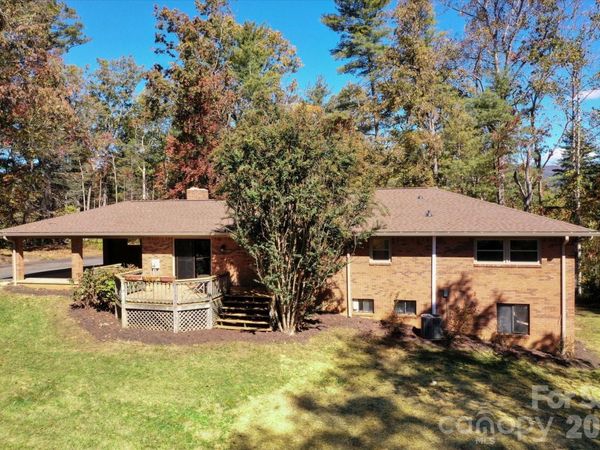 90 Joe Jenkins Road , Fairview, NC 28730