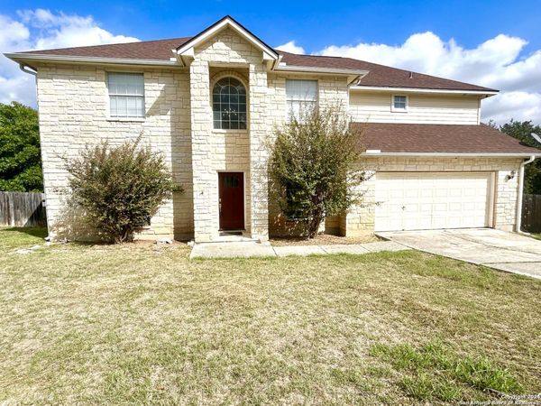 215 River Bluff, Castroville, TX 78009