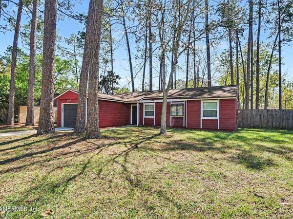 2709 PINEWOOD Boulevard N, Middleburg, FL 32068