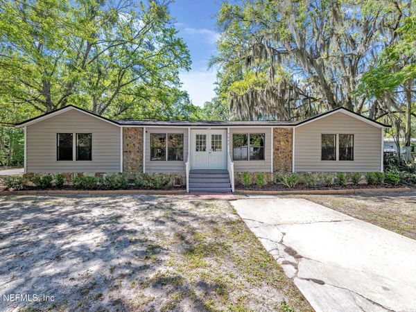 7942 MULHALL Drive, Jacksonville, FL 32216