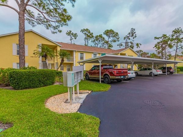 2562 Kings Lake BLVD , NAPLES, FL 34112