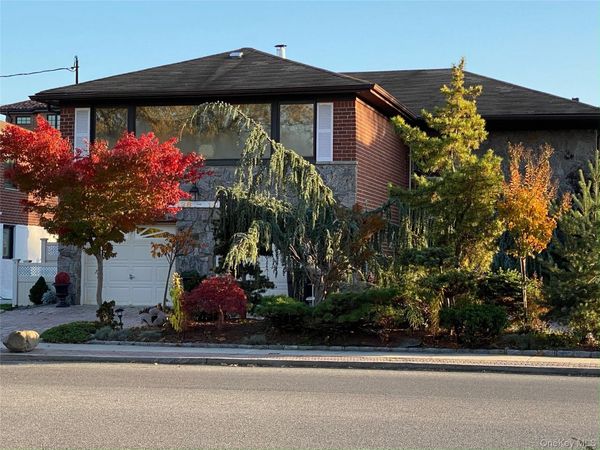 138-10 11 Avenue , Malba, NY 11357