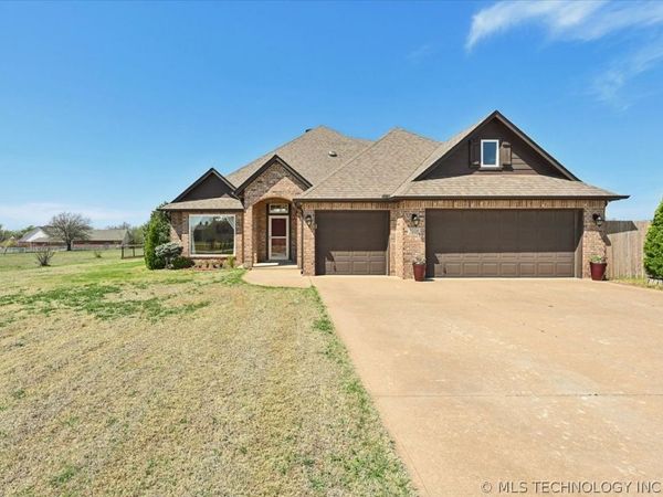9354 S 282nd East Avenue, Broken Arrow, OK 74014