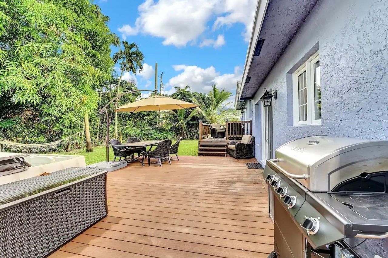 5574 Lake Osborne Drive, Lake Worth, FL 33461 Photo