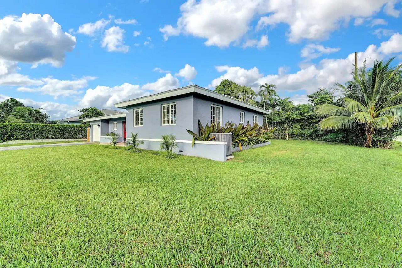 5574 Lake Osborne Drive, Lake Worth, FL 33461 Photo