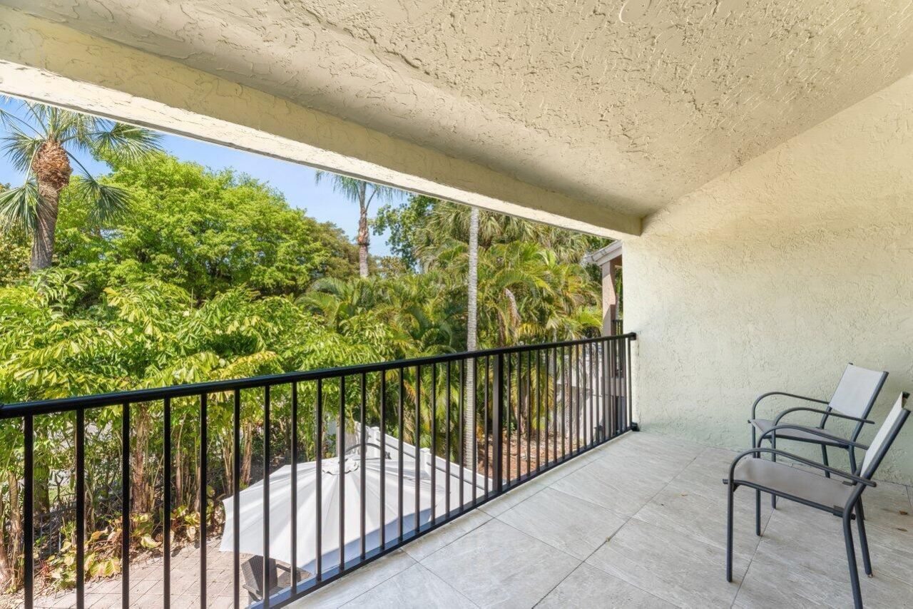 5698 Santiago Circle, Boca Raton, FL 33433 Photo