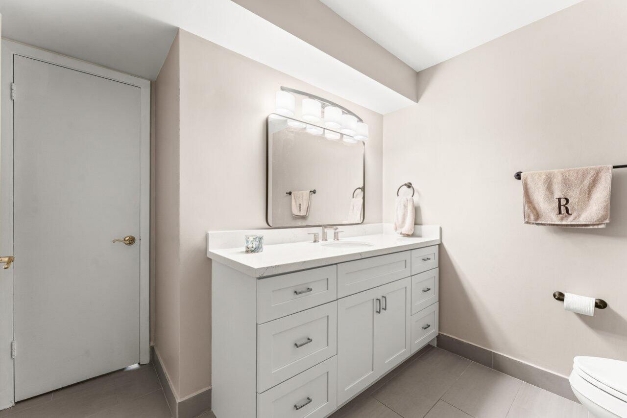 5698 Santiago Circle, Boca Raton, FL 33433 Photo