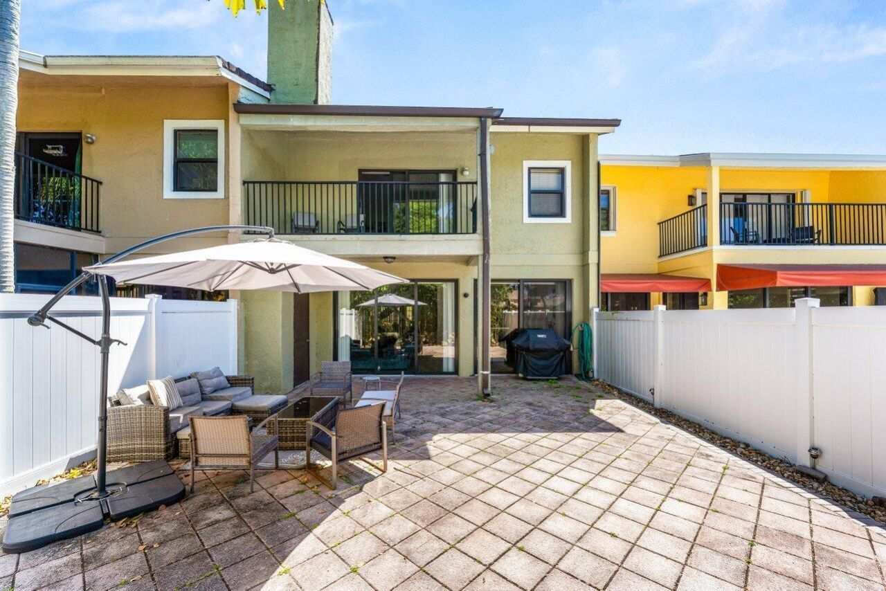 5698 Santiago Circle, Boca Raton, FL 33433 Photo