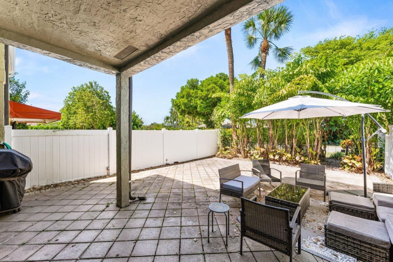 5698 Santiago Circle, Boca Raton, FL 33433 Photo