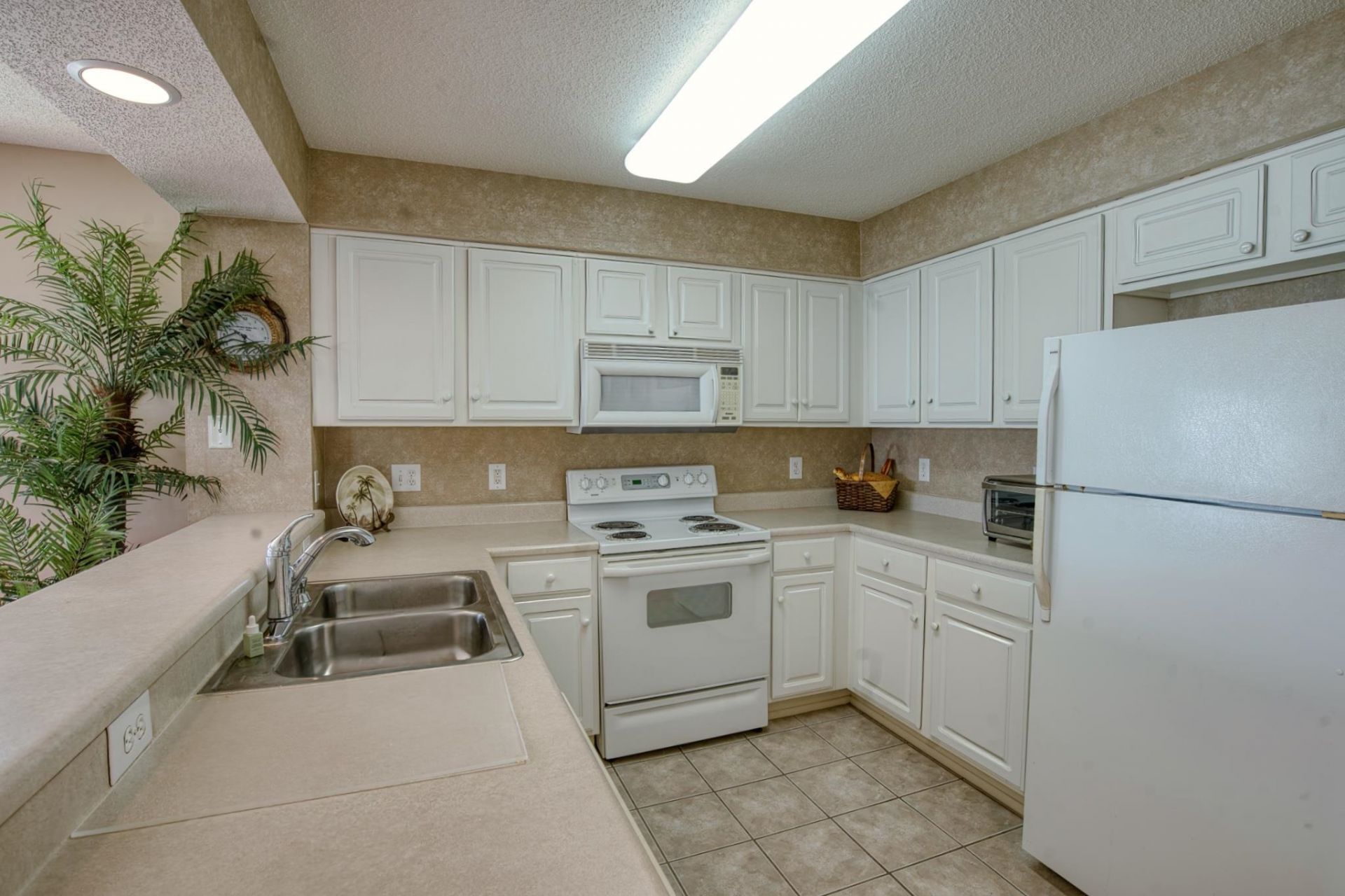 1003 S Ocean Blvd. Photo 84