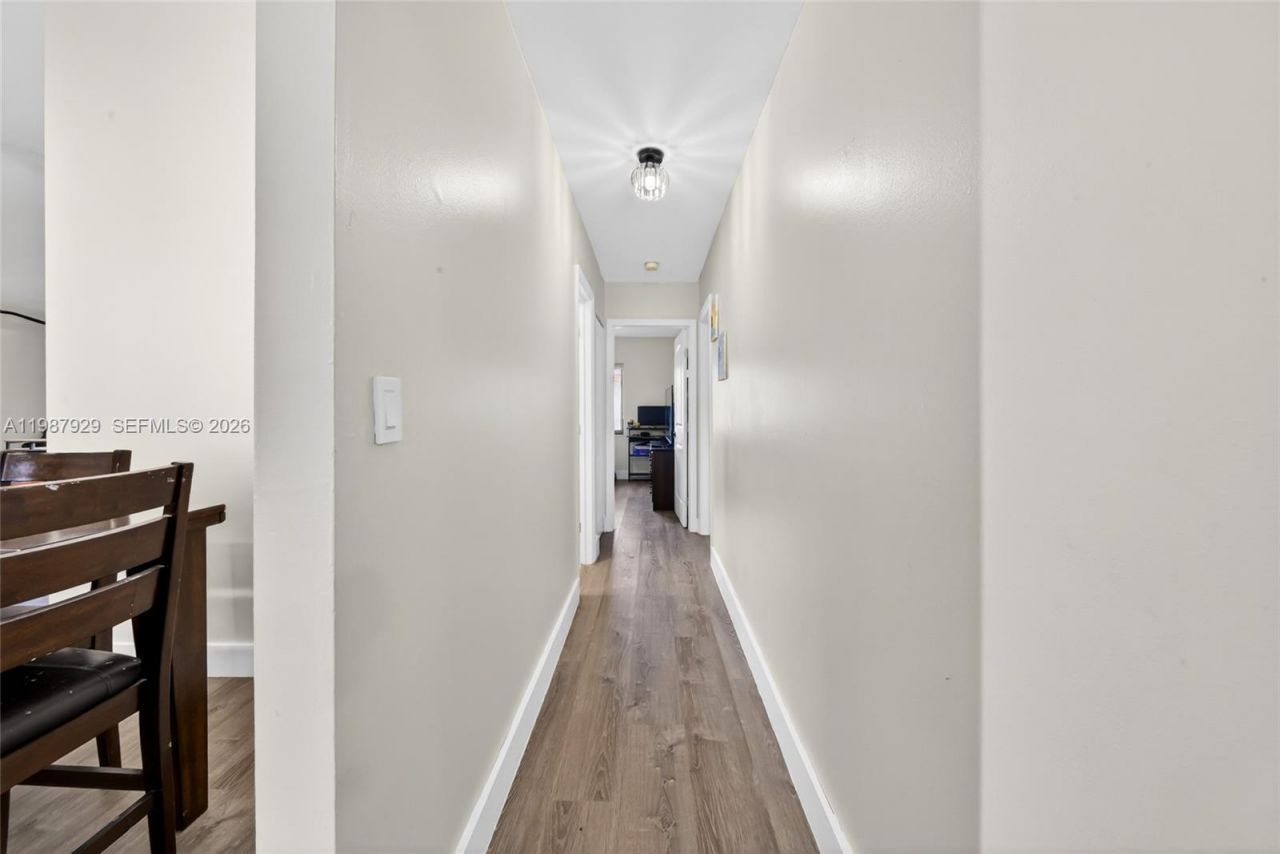 14446 SW 96th Ter, Miami, FL 33186 Photo