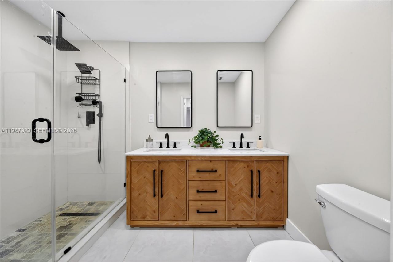 14446 SW 96th Ter, Miami, FL 33186 Photo