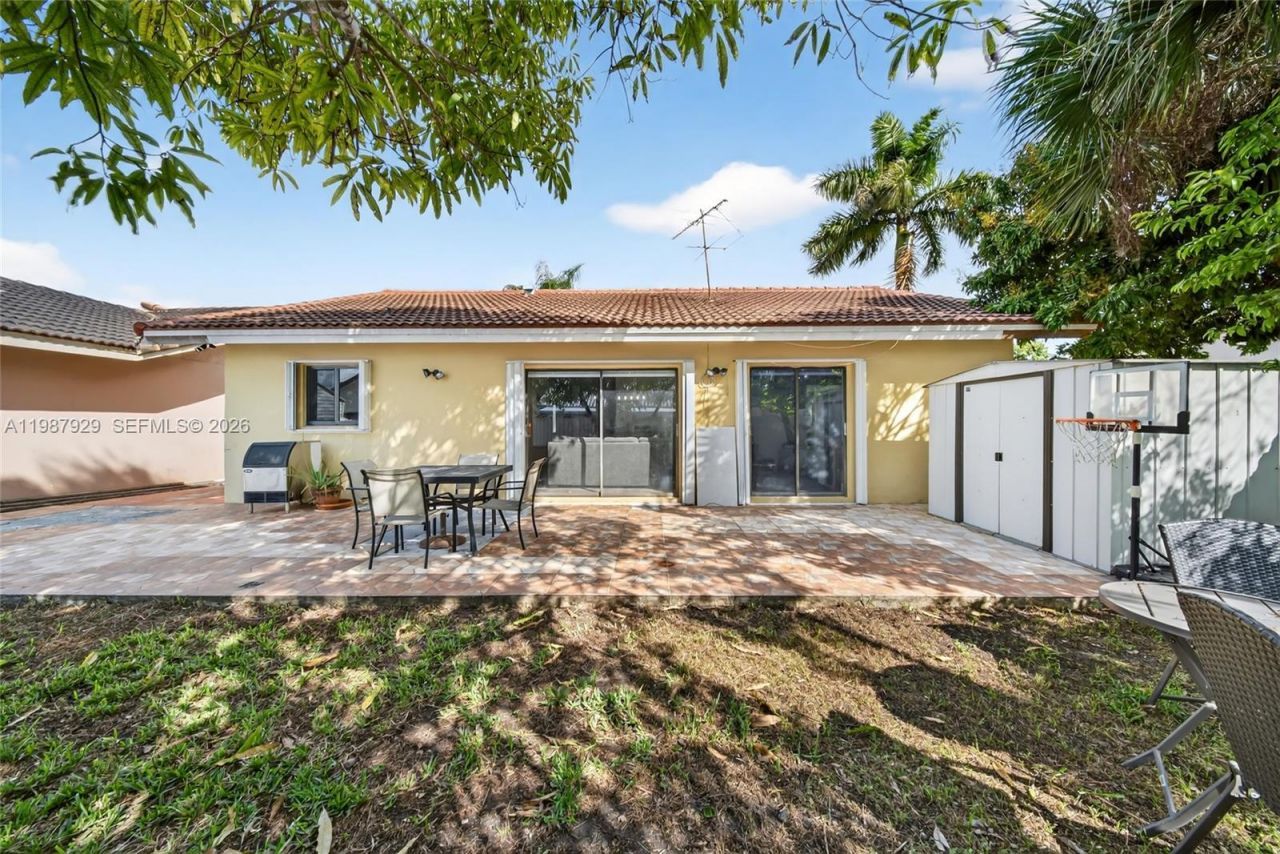 14446 SW 96th Ter, Miami, FL 33186 Photo