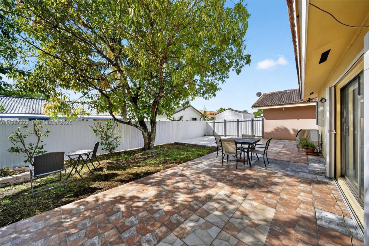 14446 SW 96th Ter, Miami, FL 33186 Photo