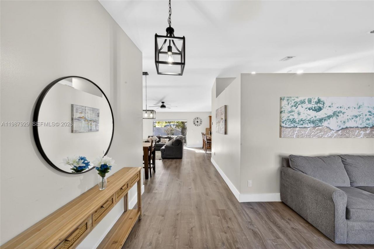 14446 SW 96th Ter, Miami, FL 33186 Photo