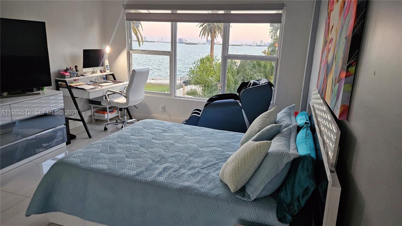 11111 Biscayne Blvd, Unit 3F, Miami, FL 33181 Photo