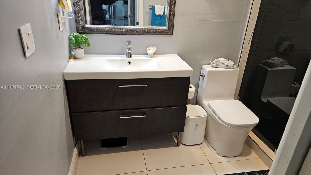 11111 Biscayne Blvd, Unit 3F, Miami, FL 33181 Photo