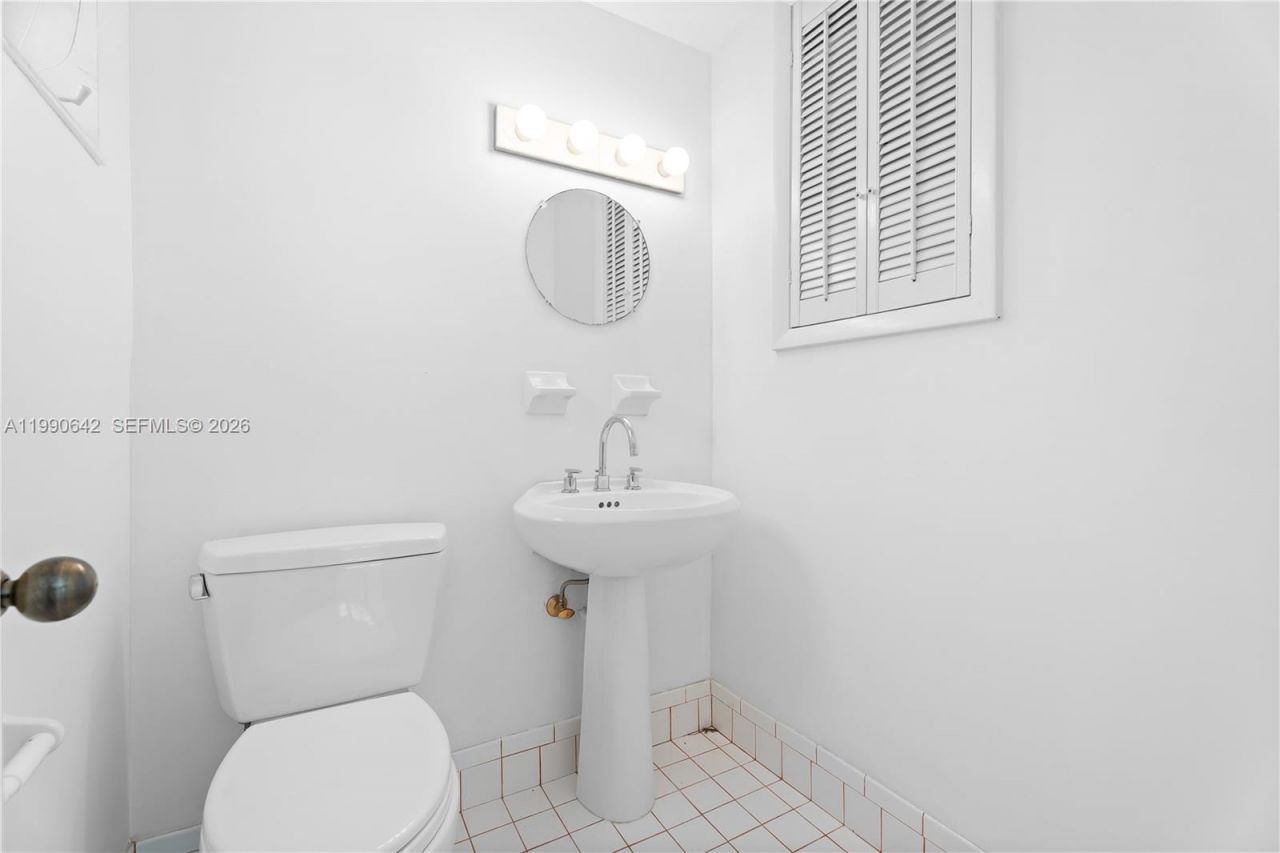 1845 Daytonia Rd, Miami Beach, FL 33141 Photo