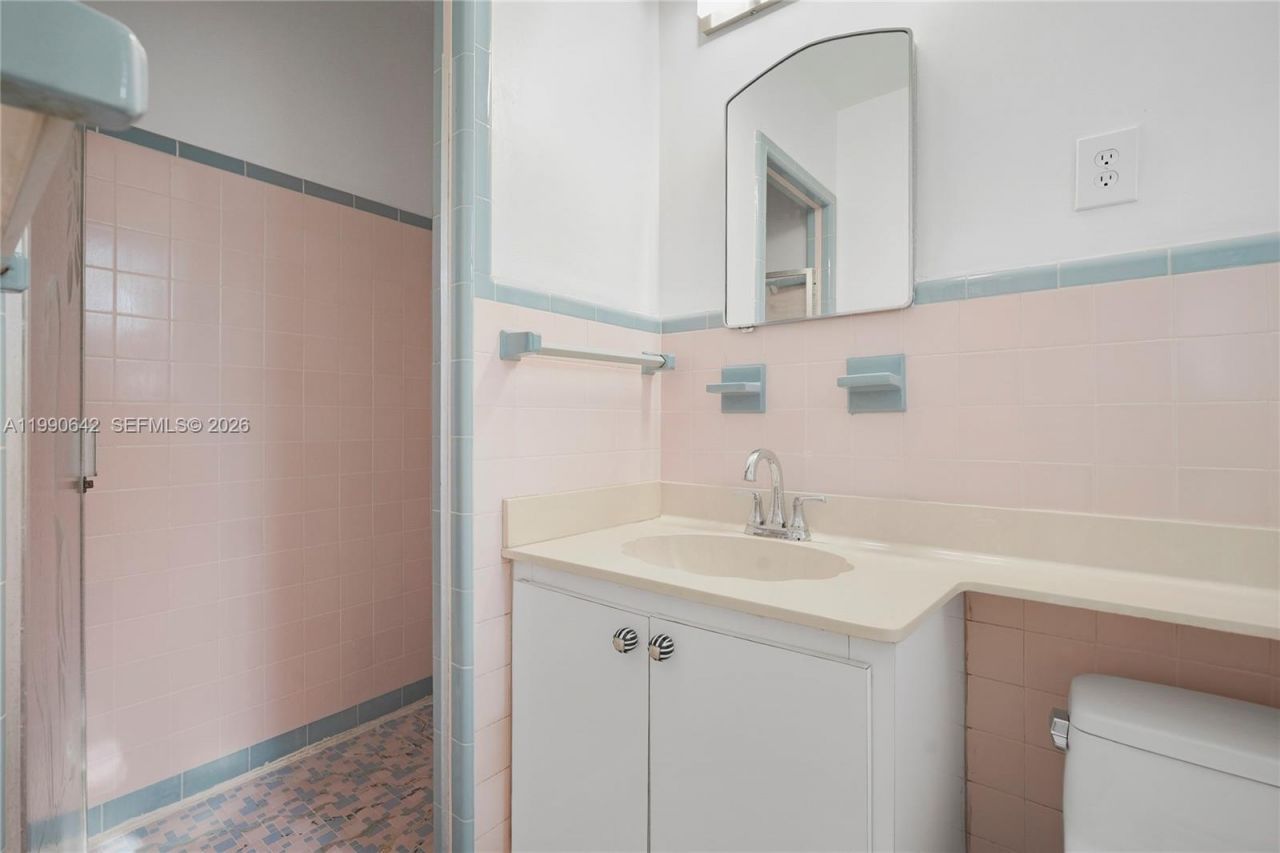 1845 Daytonia Rd , Miami Beach, FL 33141 Photo