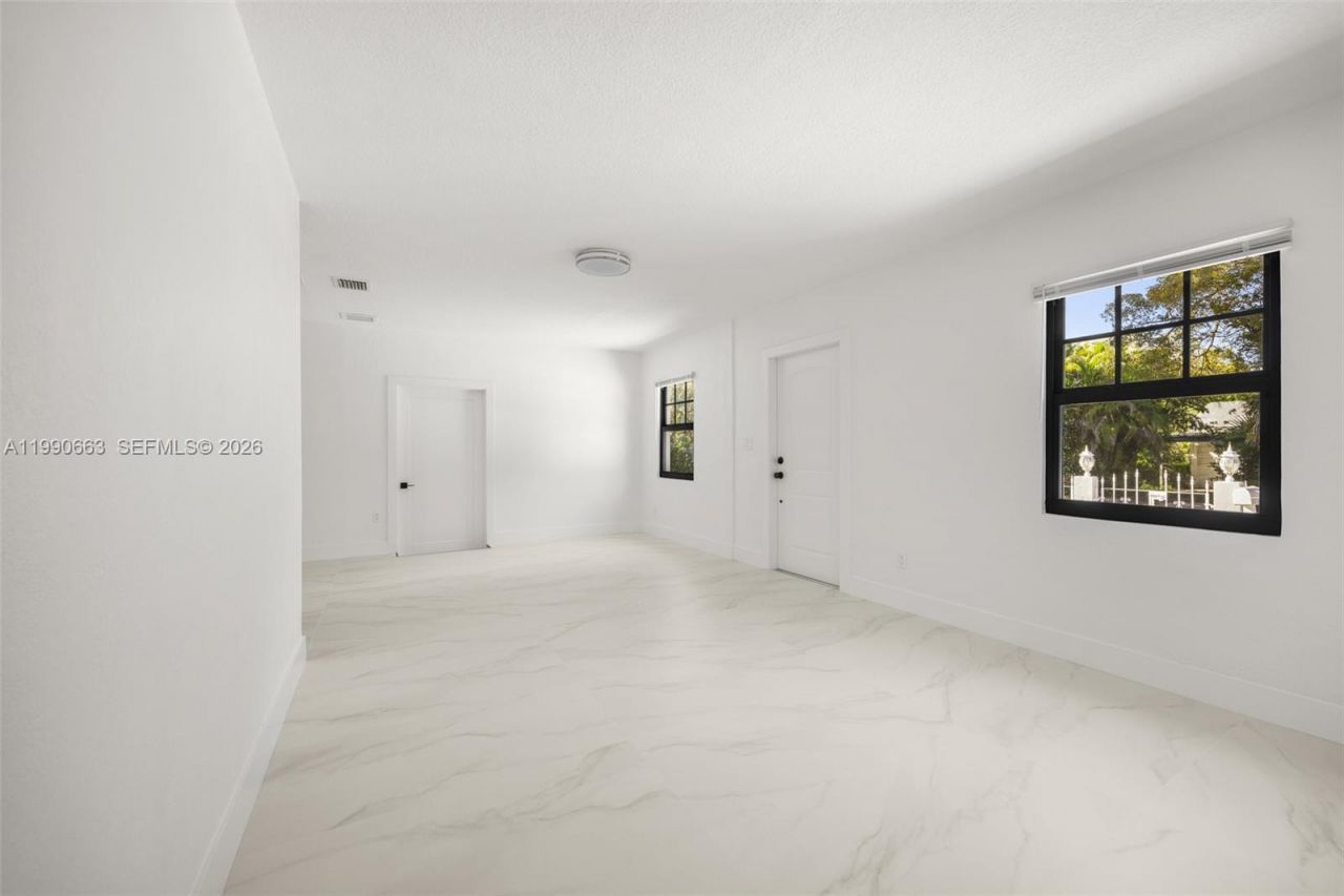 3640 SW 13th St , Miami, FL 33145 Photo