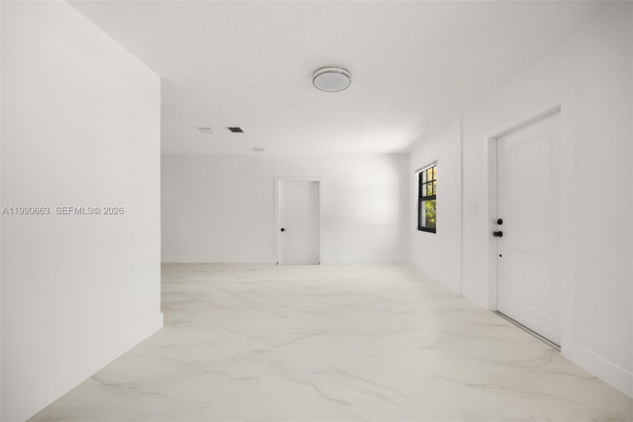 3640 SW 13th St , Miami, FL 33145 Photo