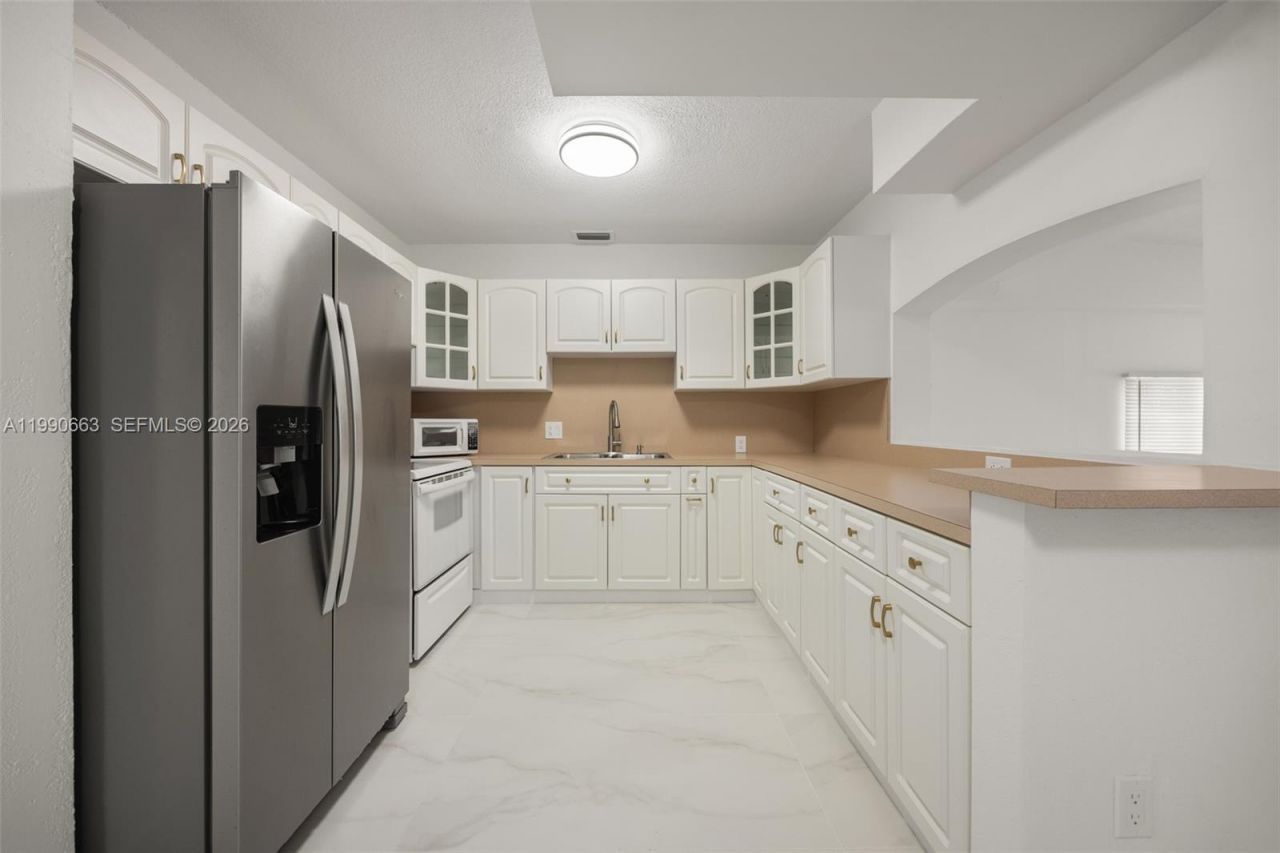 3640 SW 13th St , Miami, FL 33145 Photo